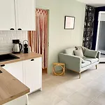 Joli Au Calme En Centre Avec Terrasse Et Parking Apartamento Sainte-Maxime