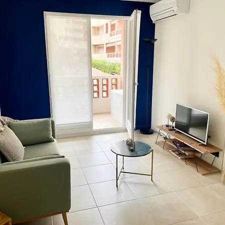 Joli Au Calme En Centre Avec Terrasse Et Parking