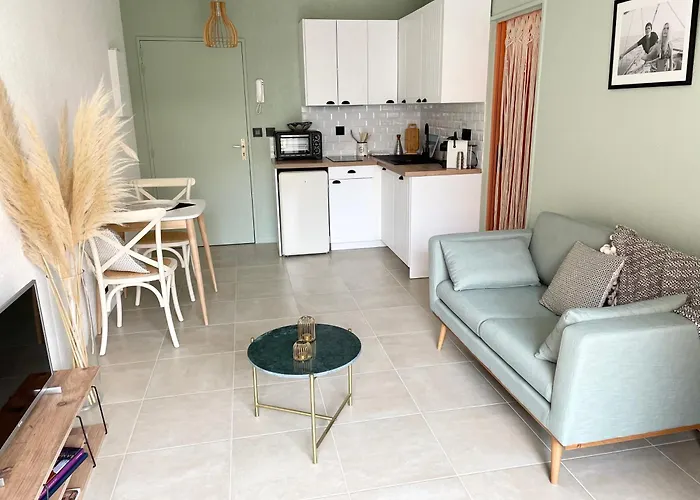 דירה Joli Au Calme En Centre Avec Terrasse Et Parking סן-מקסים